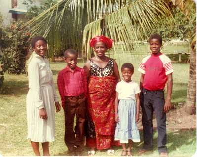 evelyn-johnbull-agatha-obianuju-peter-emeagwali-onitsha-nigeria-may-1982