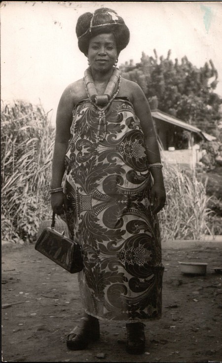 agatha-inyanma-emeagwali-onitsha-inland-town-nigeria-circa-1977